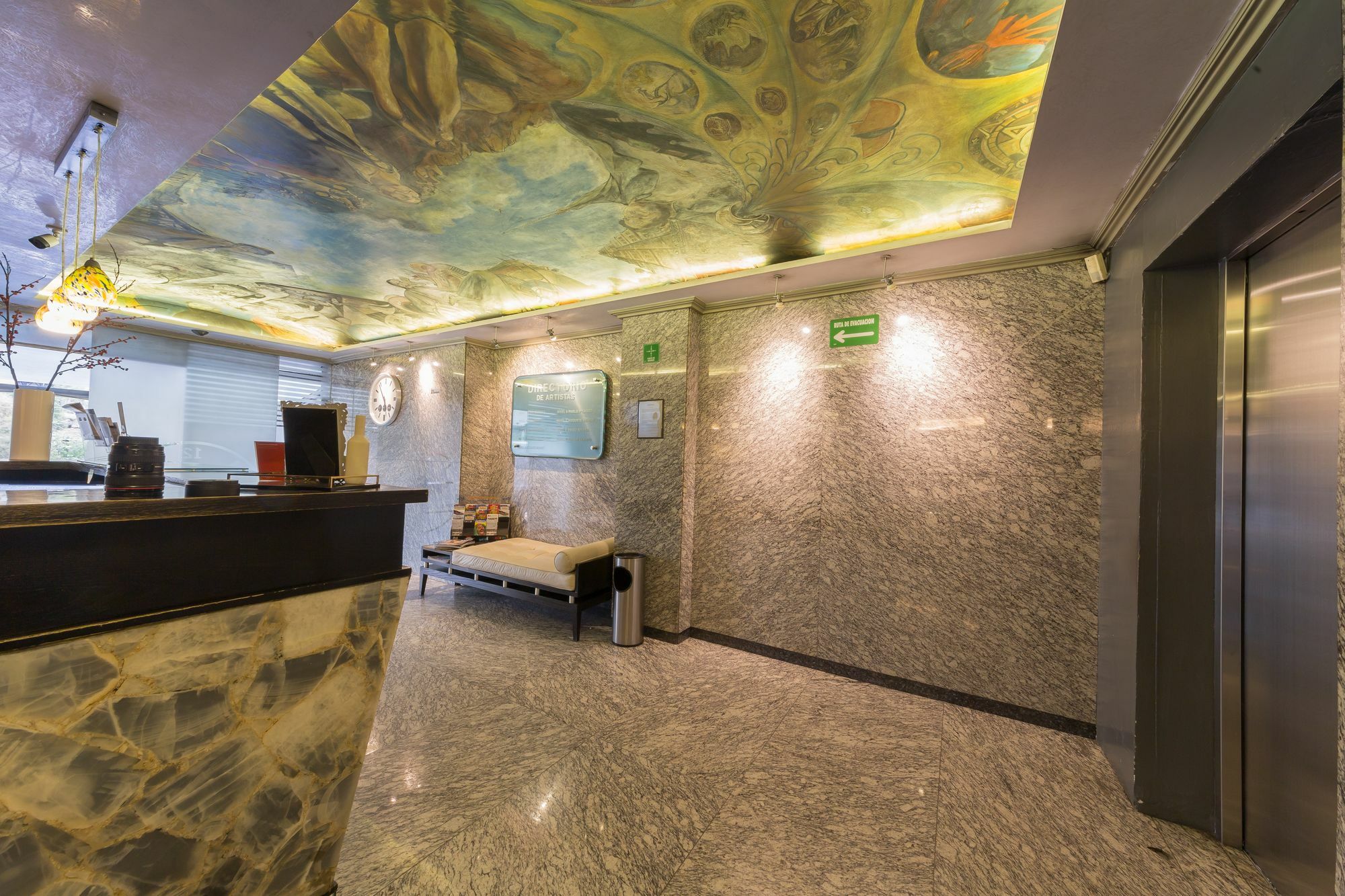 Suites Contempo Mexico City Exterior photo Lobby